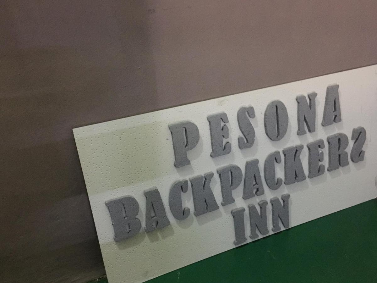 Pesona Backpackers Inn كوتا بْهارو المظهر الخارجي الصورة