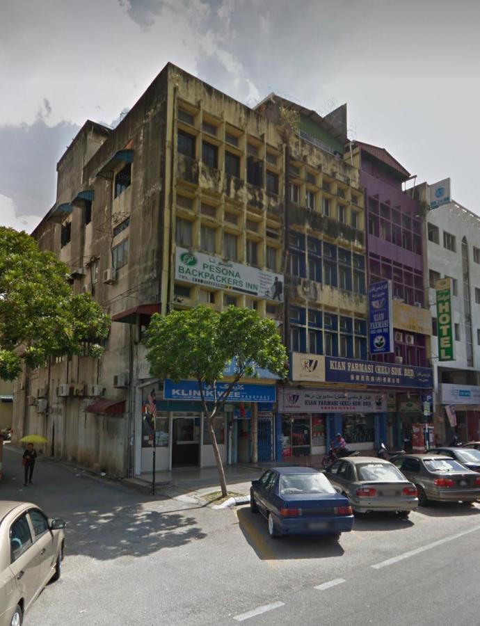 Pesona Backpackers Inn كوتا بْهارو المظهر الخارجي الصورة